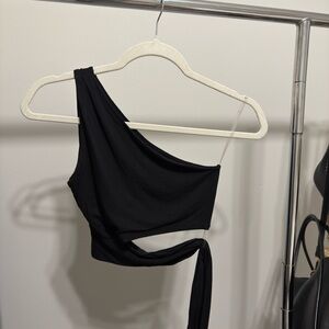 Black One-Shoulder Top